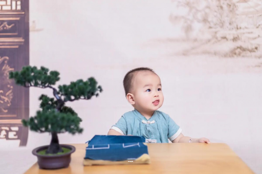 榆林宝宝几个月可以笑出声 榆林宝宝几个月可以笑出声